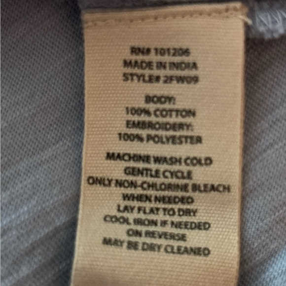 SOFT SURROUNDINGS tunic size small, light blue cotton with dark blue embroidery. - Picture 6 of 6